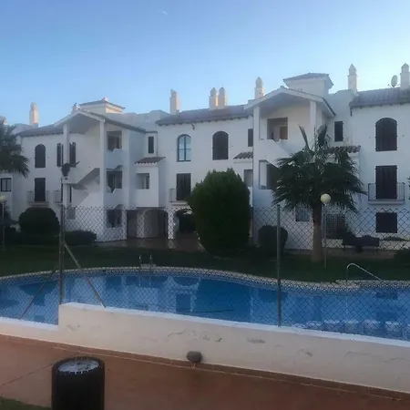 Residencial Parque Azahar Ll דירה